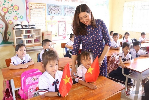 bo-giao-duc-lay-y-kien-ve-quy-dinh-cong-nhan-giao-vien-day-gioi_500