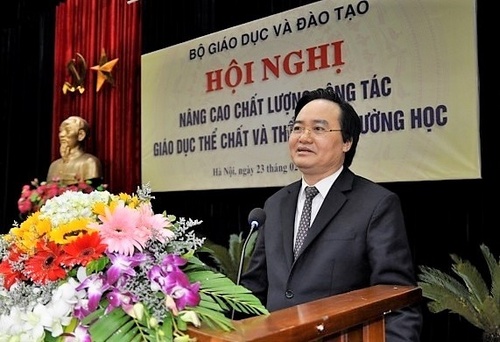 bo-truong-phung-xuan-01_500