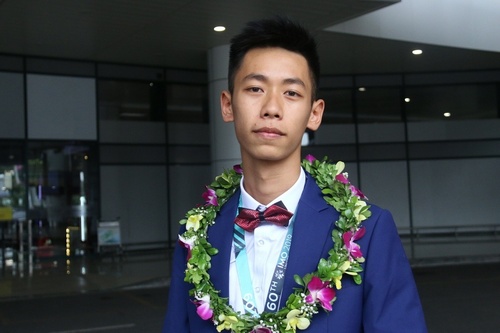 cau-be-vang-hai-phong-duoc-thuong-500-trieu-va-chon-theo-nghe-giao_500