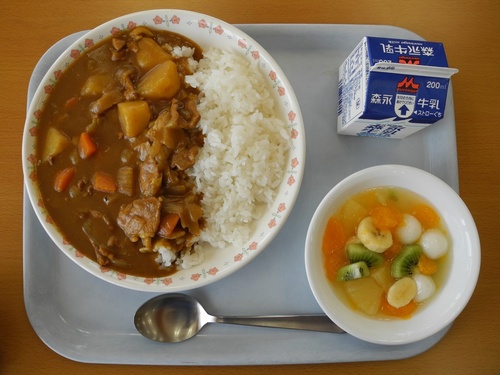 co-gi-trong-bua-an-cua-tre-em-nhat-khien-the-gioi-phai-hoc-tap-5_500
