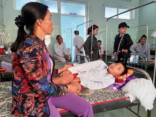 cogiaodanhhocsinh_500
