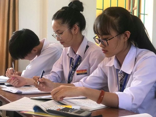 hoc-sinh-thai-binh-1559724103660_500