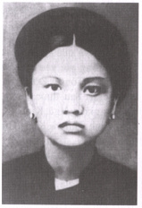 Chị Nguyễn Thị Minh Khai lúc nhỏ tên là Vịnh sinh năm 1910. Cha chị quê ở Xã Nhân Chính, Huyện Từ Liêm, Hà Nội, làm việc tại nhà ga xe lửa ... - nguyen_thi_minh_khai