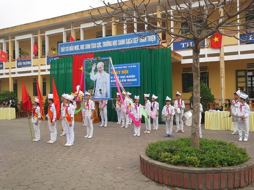 THCS Thạch Trung tổ chức ngày hội vui khỏe tiến bước lên Đoàn 26/3/2017